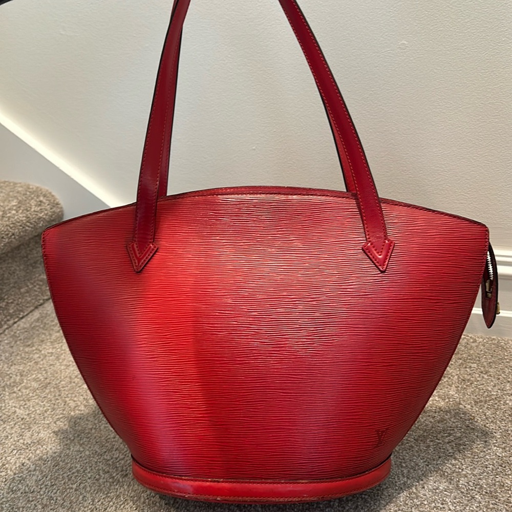 AUTH. Louis Vuitton St. Jacques GM